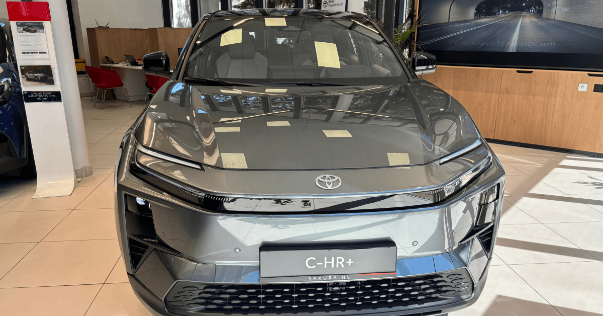 szurke-toyota-c-hr-plusz-szembol